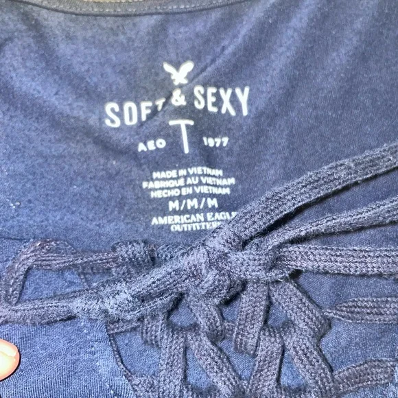 American Eagle Soft & Sexy Lace up Front Tee M - Picture 9 of 12